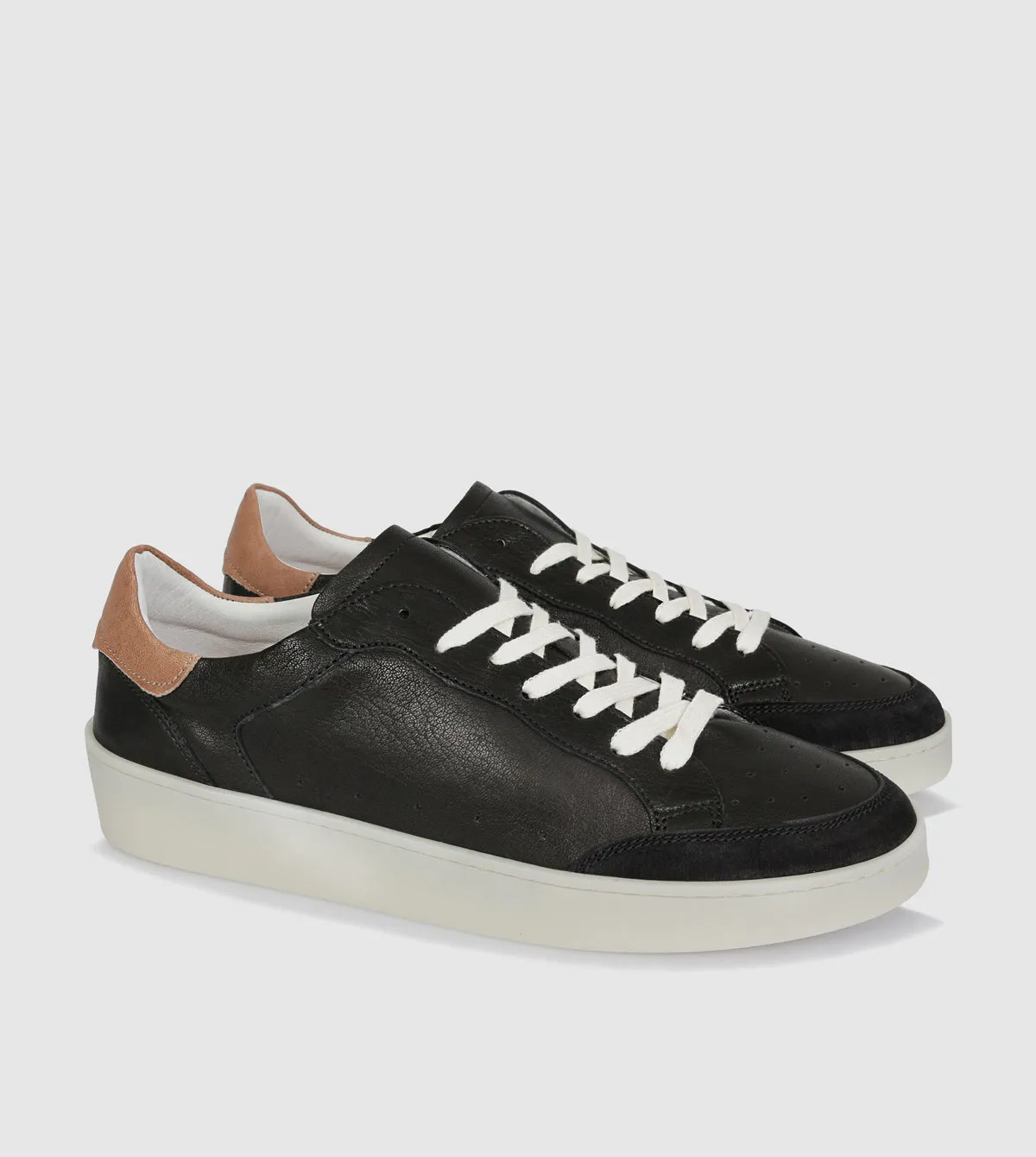 Riggs Low Top sneakers by Brando