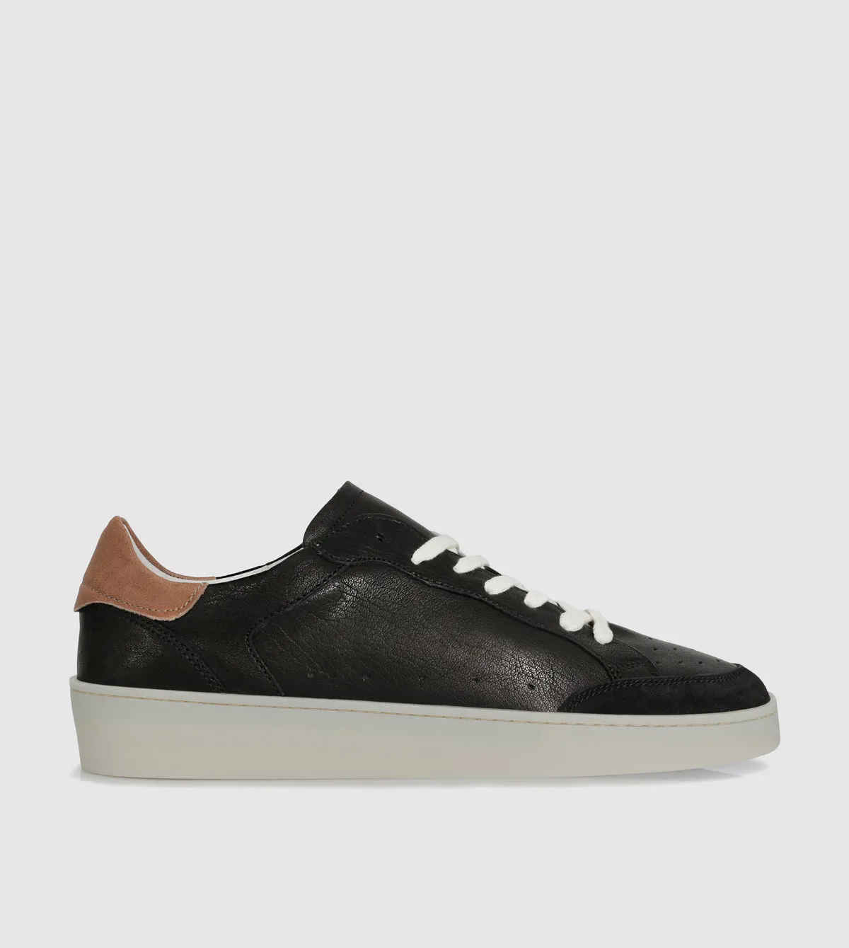 Riggs Low Top sneakers by Brando