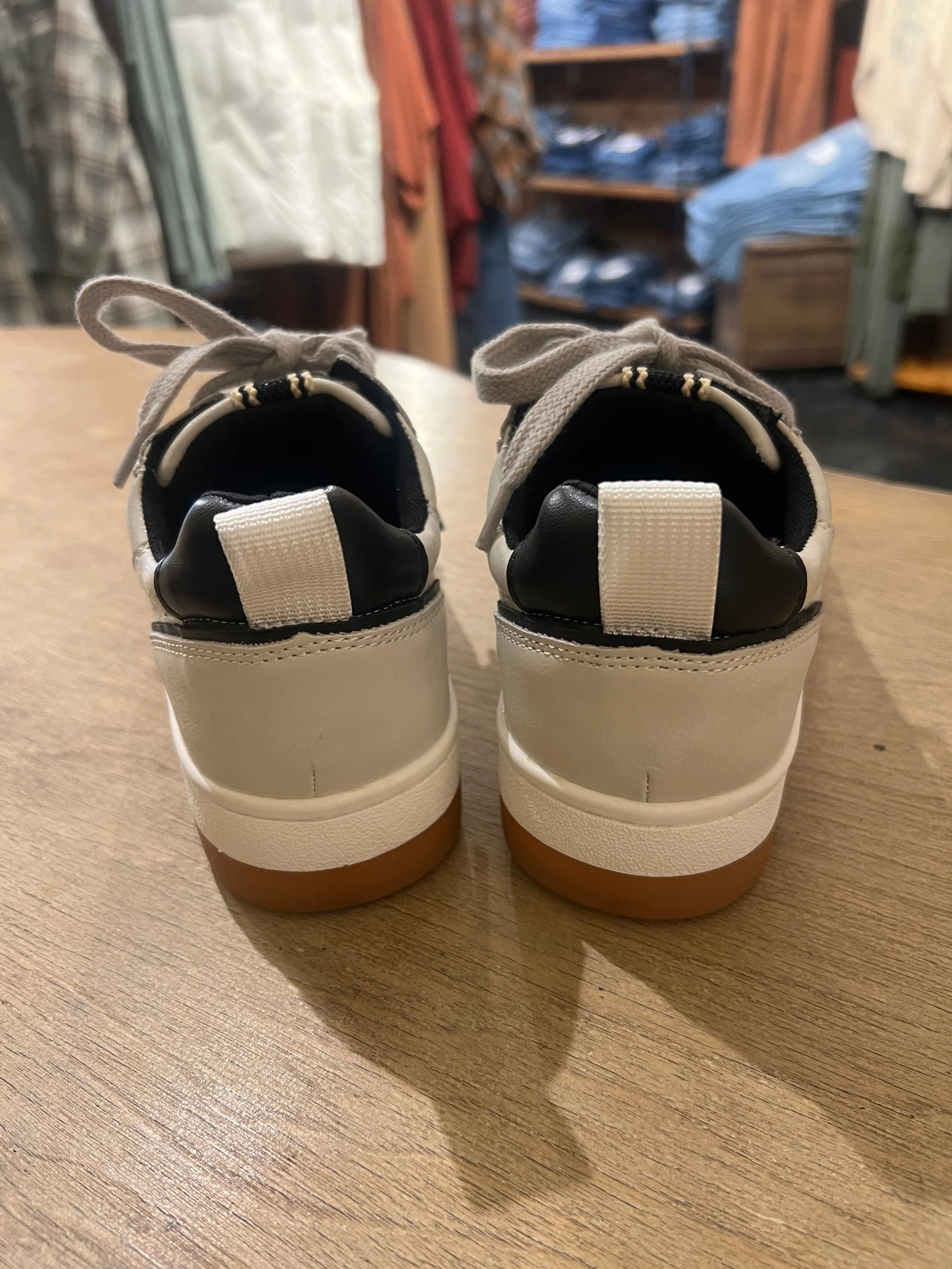 ROMI LIGHT GRAY SNEAKER