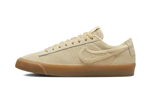 SB Blazer Low GT "Light Tan"