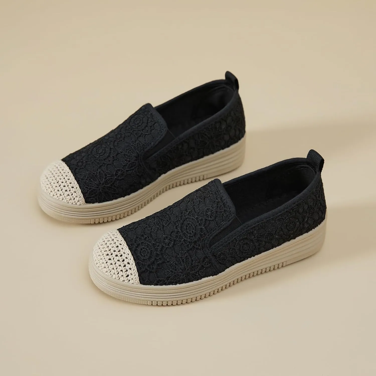 Shupua Womens Slip on Shoes Stylish Lace Casual Loafers Lightweight Platform Sneakers Comfortable Spring Flat Shoes for Office, Work