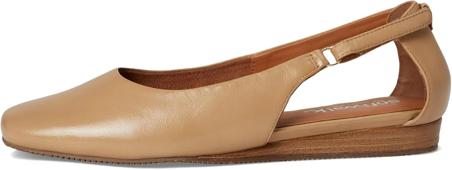SoftWalk Women's Venice Ballet Flat