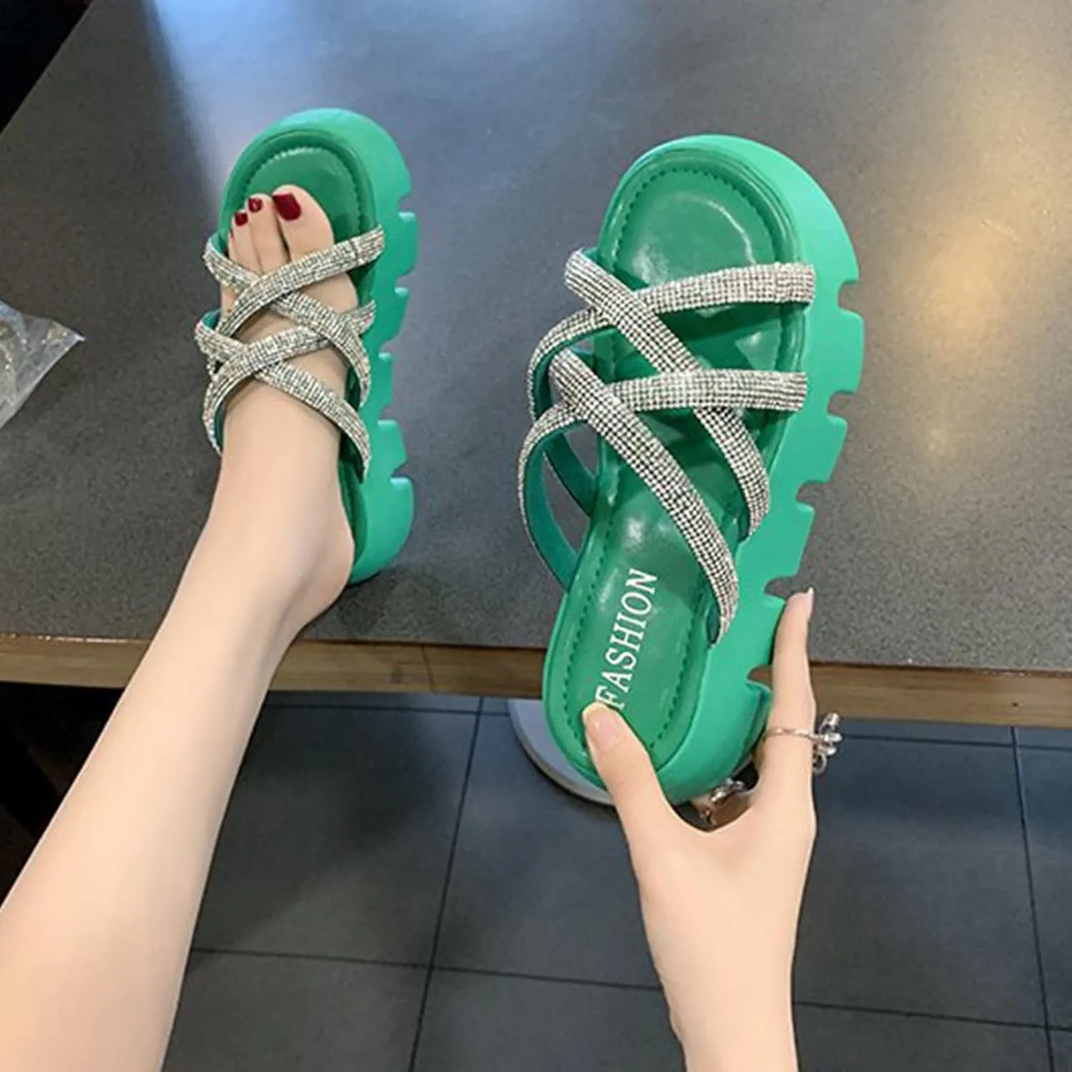 Summer Thick Sole Sandals Women Comfort Round Toe Slip on Sandal Outdoor Walking Beach Slides Boho Slippers