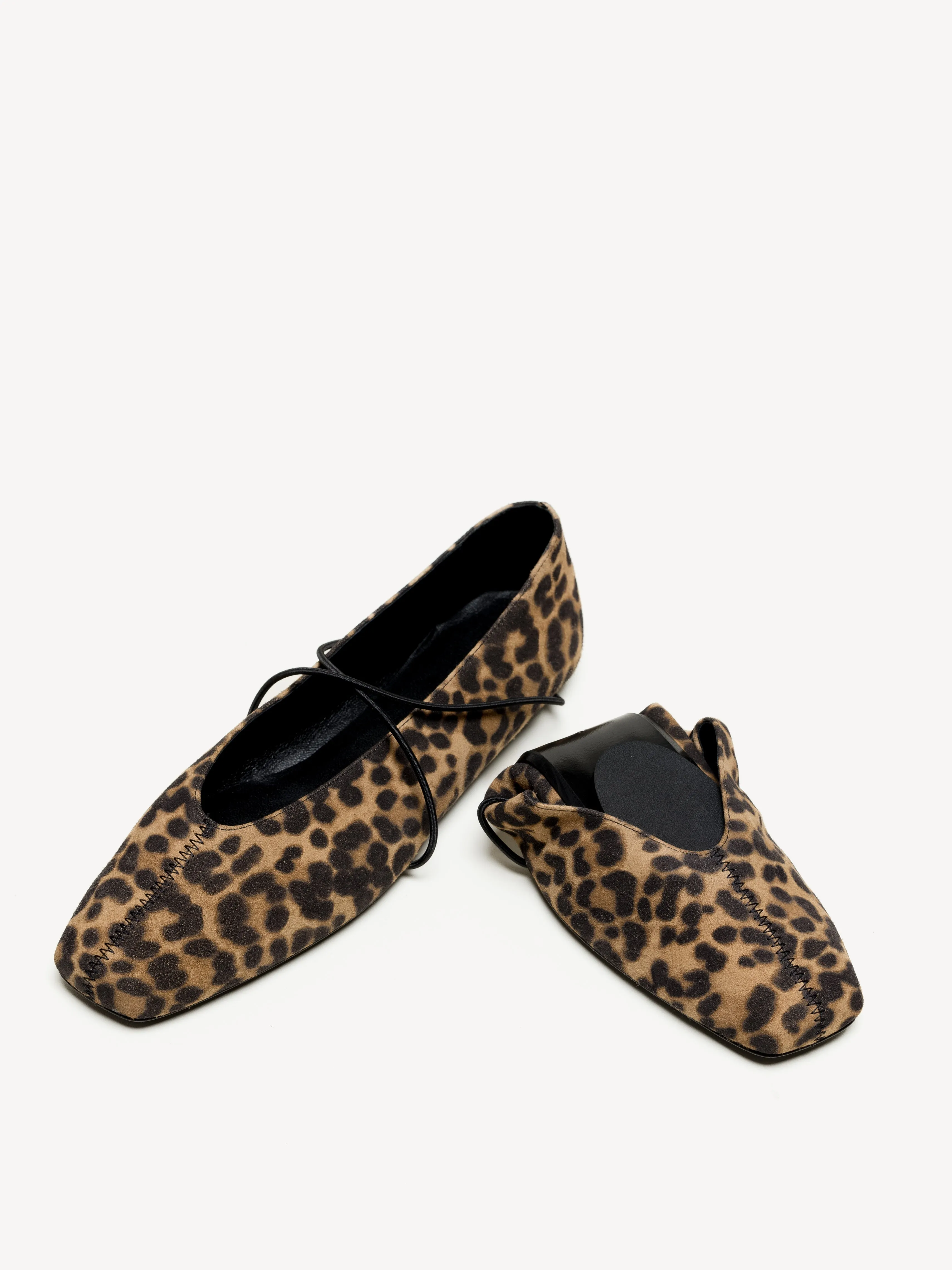 The Una (Sample Sale)