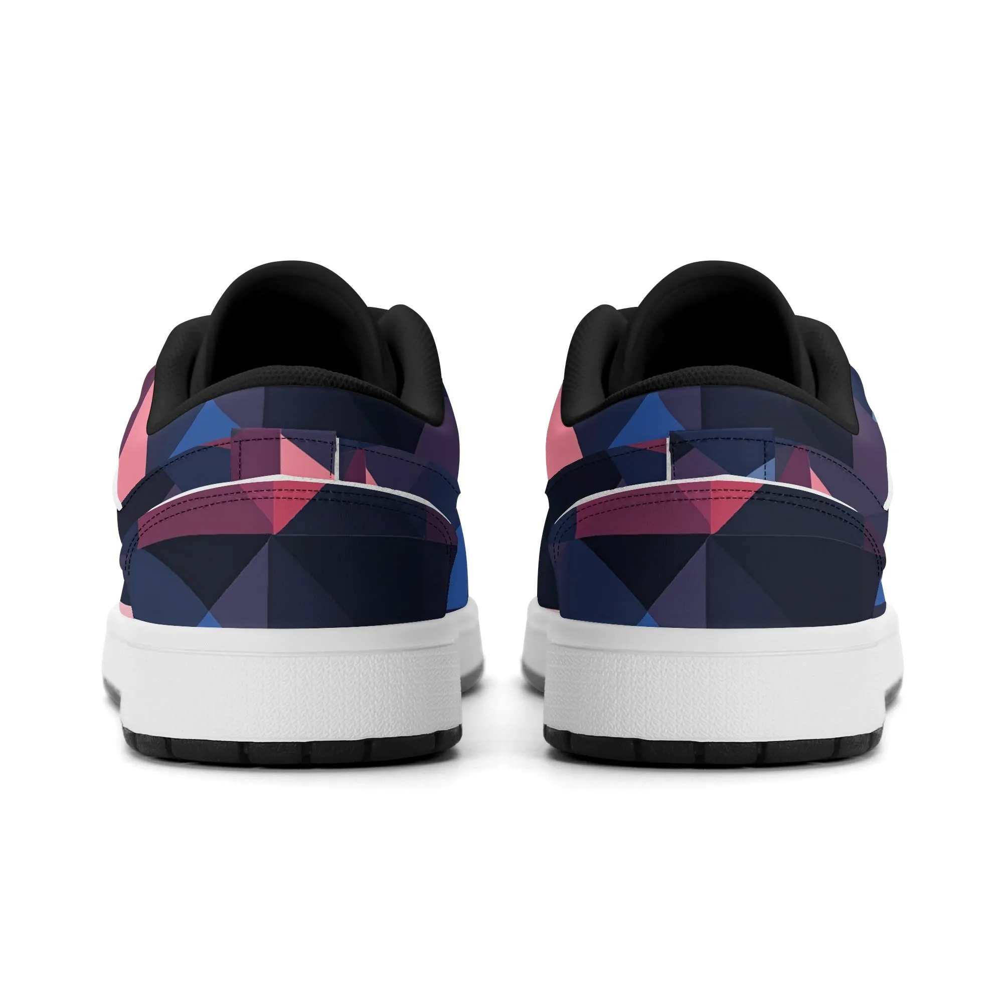 Triangle v1 Low Top Leder Sneaker für Damen