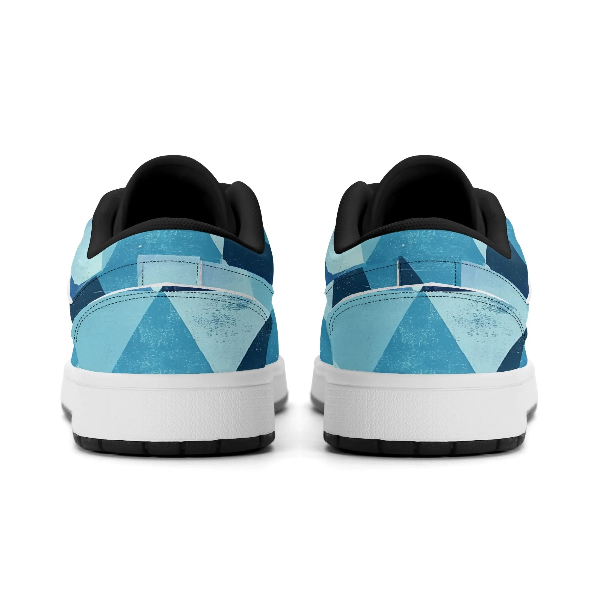 Triangle v4 Low Top Leder Sneaker für Damen