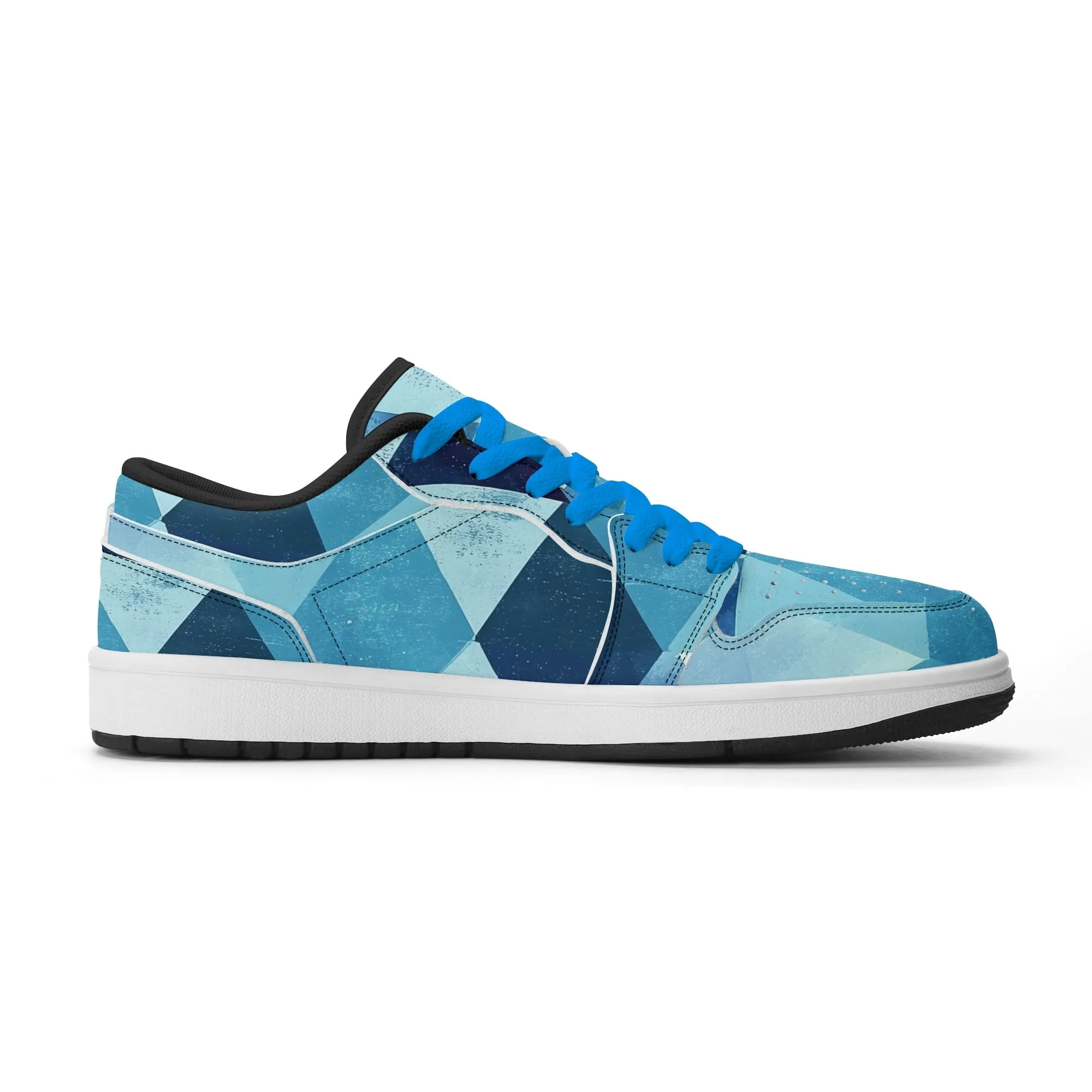 Triangle v4 Low Top Leder Sneaker für Herren