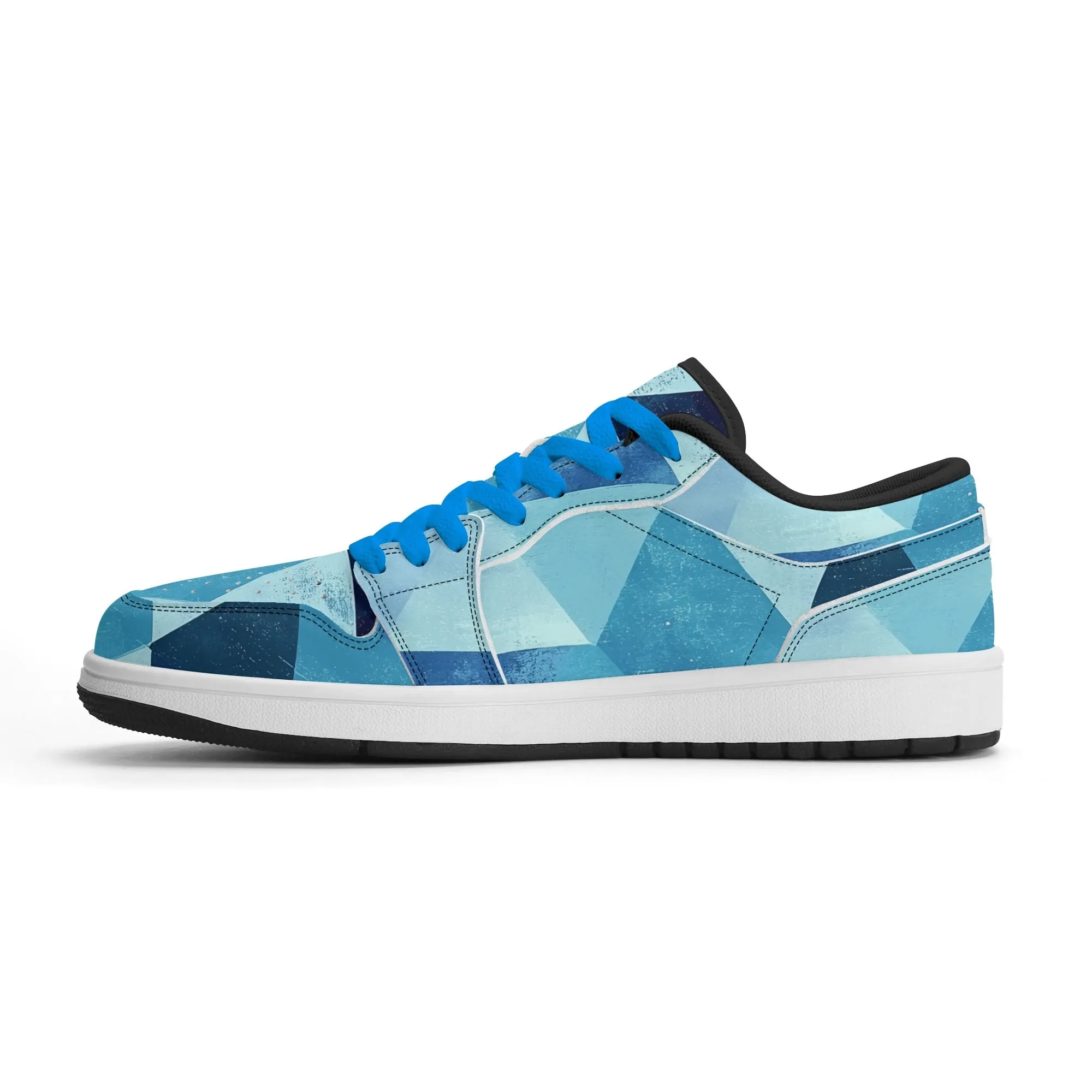 Triangle v4 Low Top Leder Sneaker für Herren