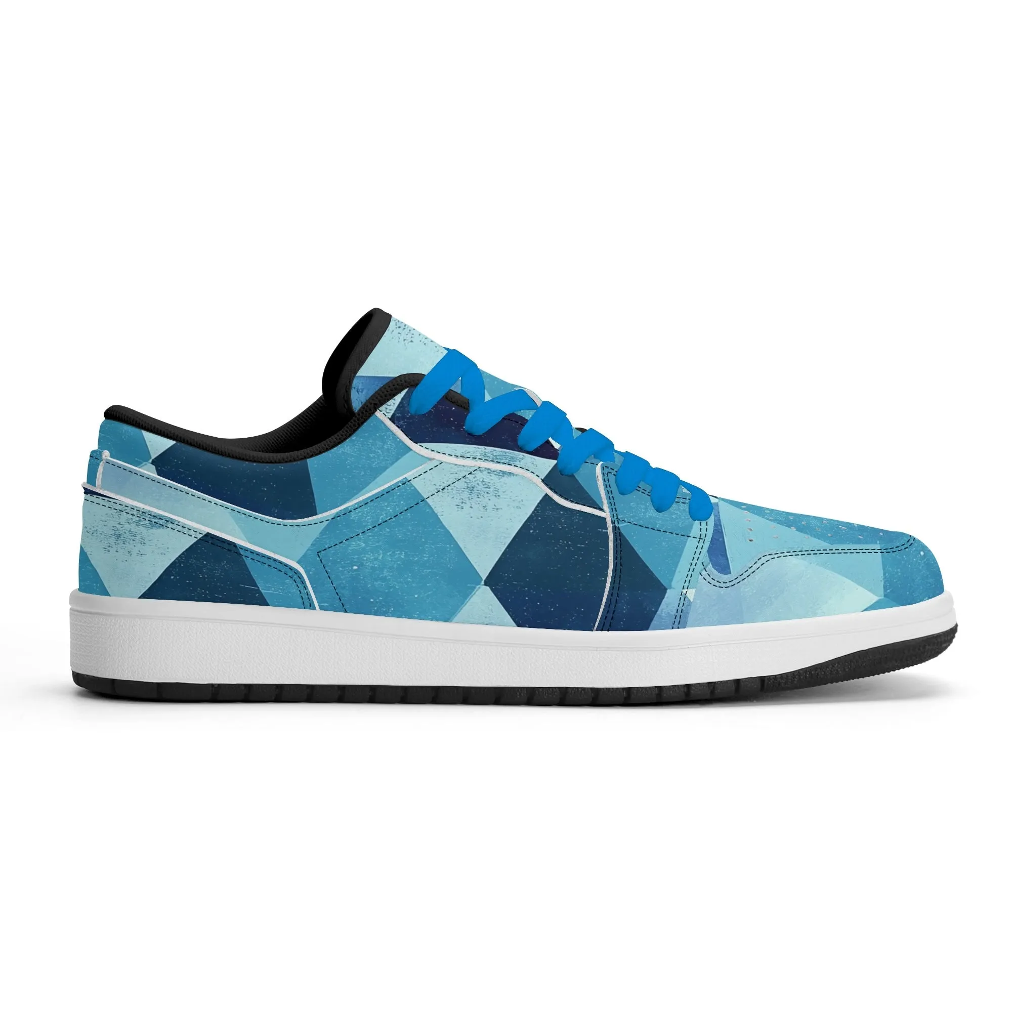 Triangle v4 Low Top Leder Sneaker für Herren
