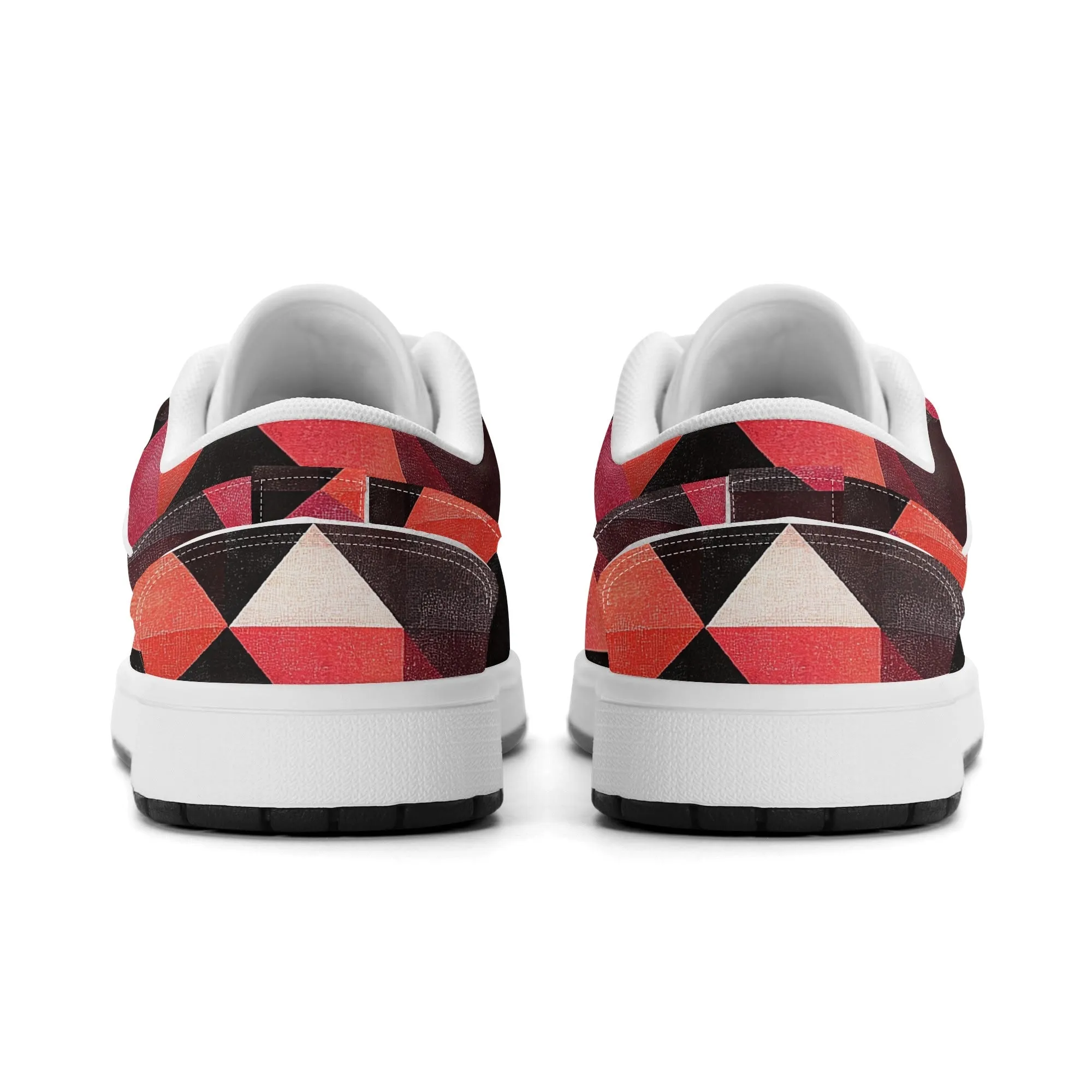 Triangle v6 Low Top Leder Sneaker für Herren