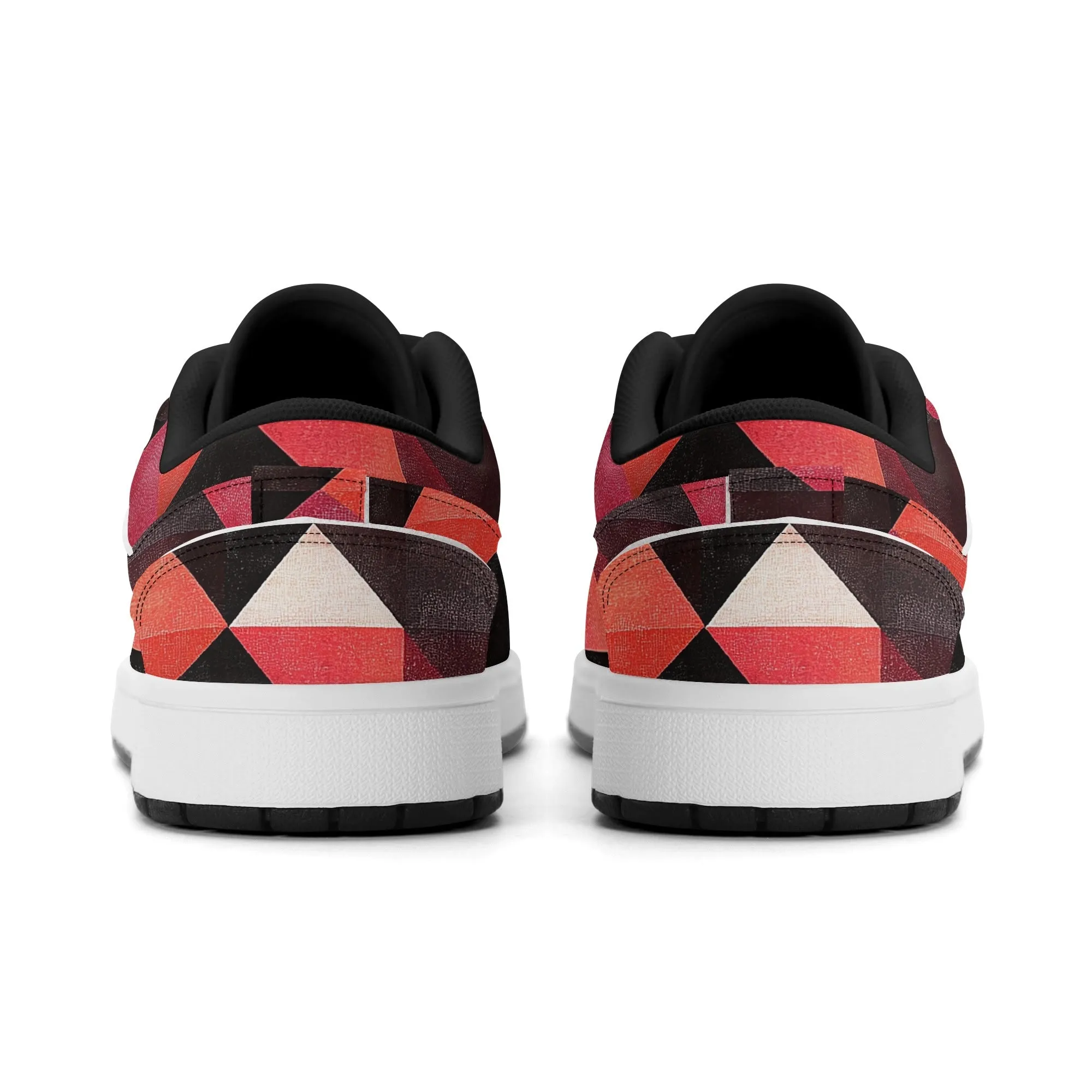 Triangle v6 Low Top Leder Sneaker für Herren