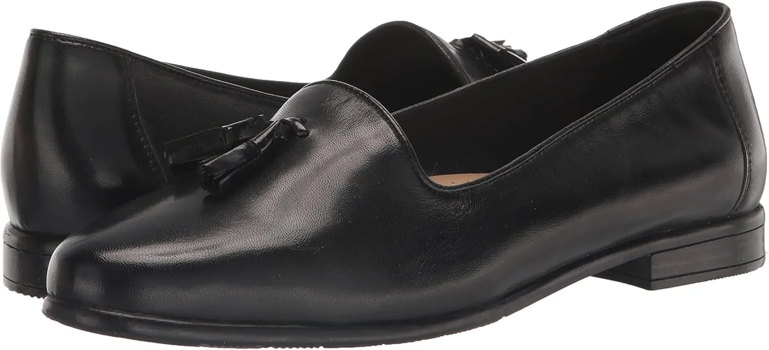 Trotters Women's Liz Tassel Loafer