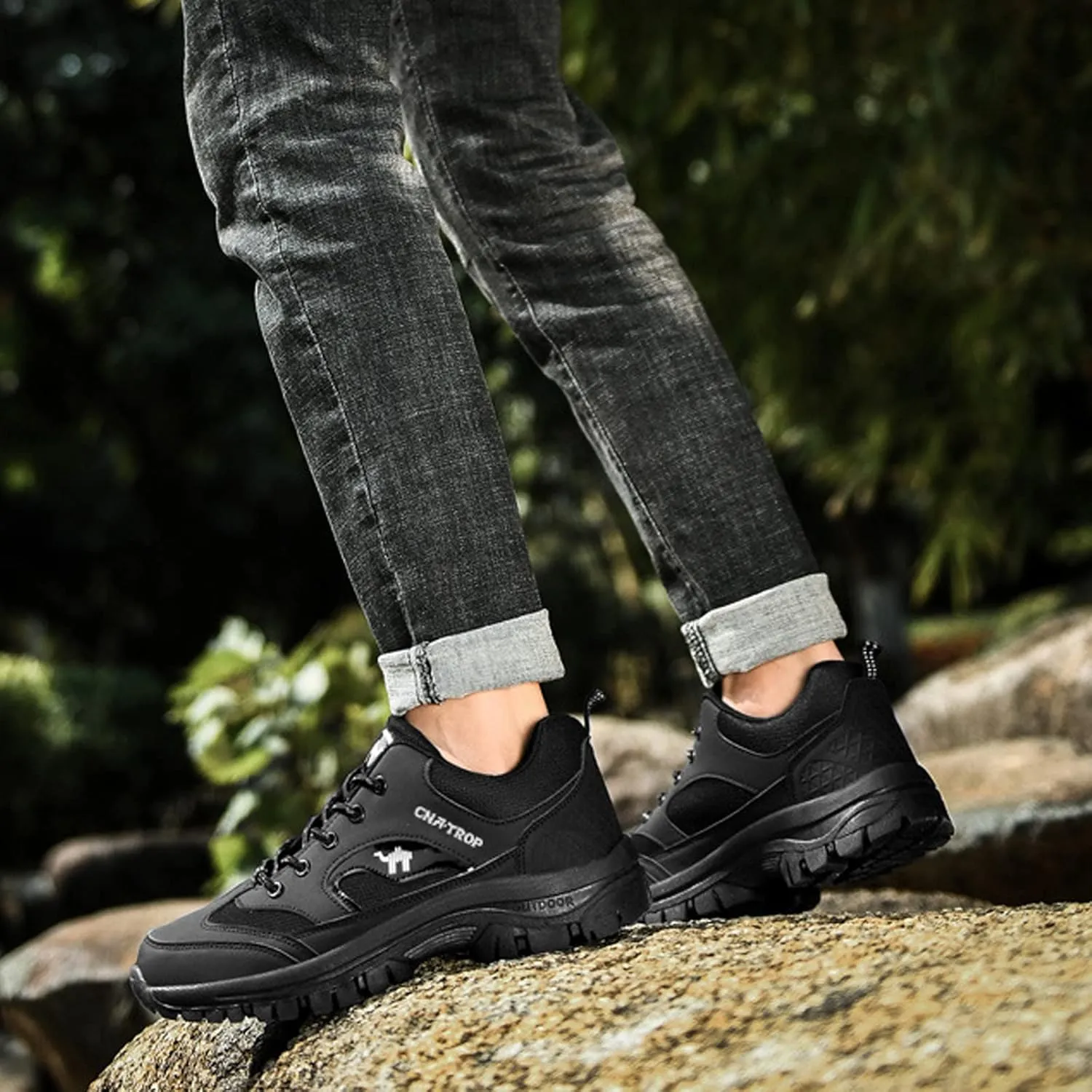 UGOSELEC Men's Low Top Outdoor Walking Hiking Shoes Trekking Sneakers,Comfort Breathable Non-Slip Arch Support Leather Trails Shoes