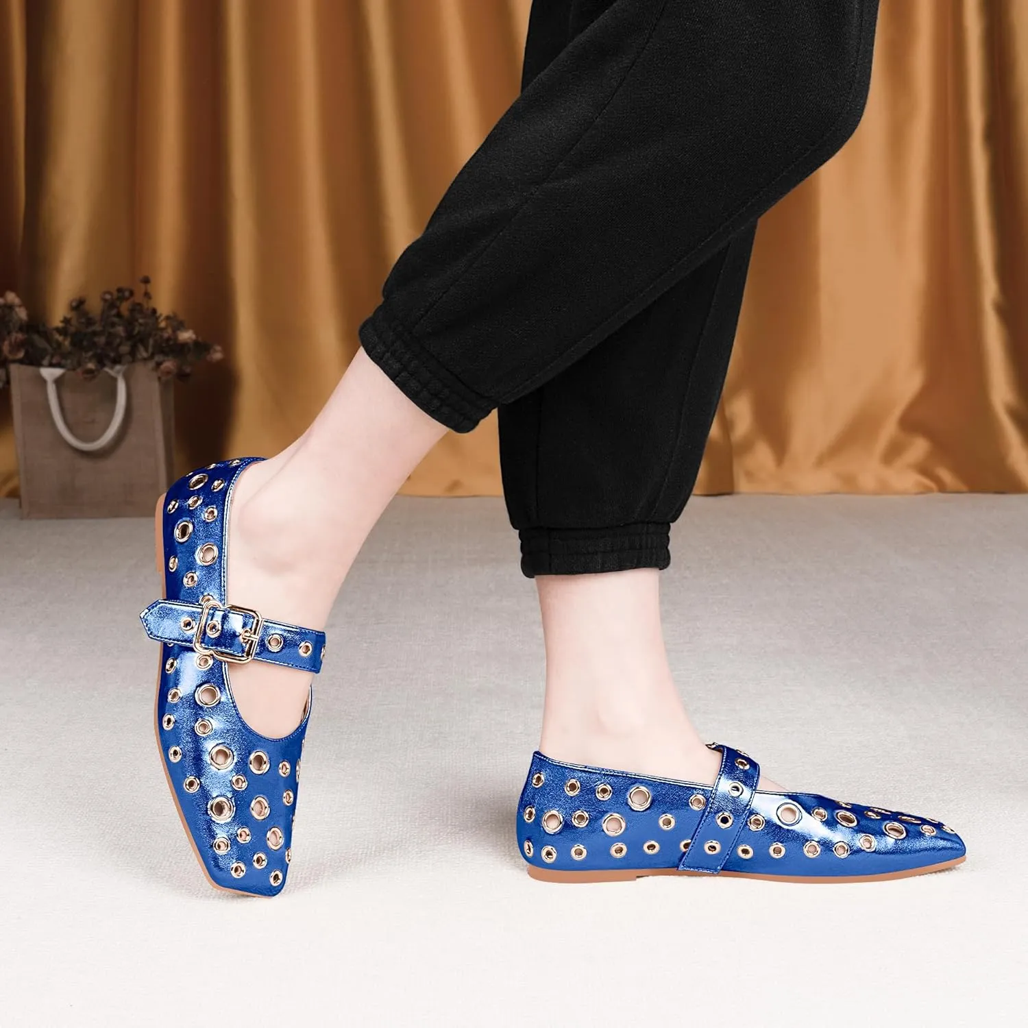 Women's Ballet Flats Studded Metal Eyelet Buckle Perforated Mary Jane Shoes