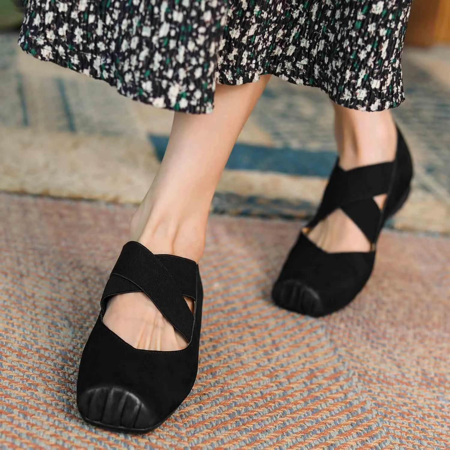 Womens Nubuck Leather Ballet Flats, Retro Square Toe with Wide Elastic Crisscross Band Low Thin Heel Shoes for Everyday Wear