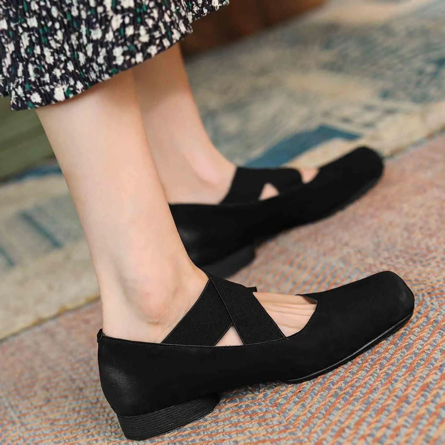 Womens Nubuck Leather Ballet Flats, Retro Square Toe with Wide Elastic Crisscross Band Low Thin Heel Shoes for Everyday Wear