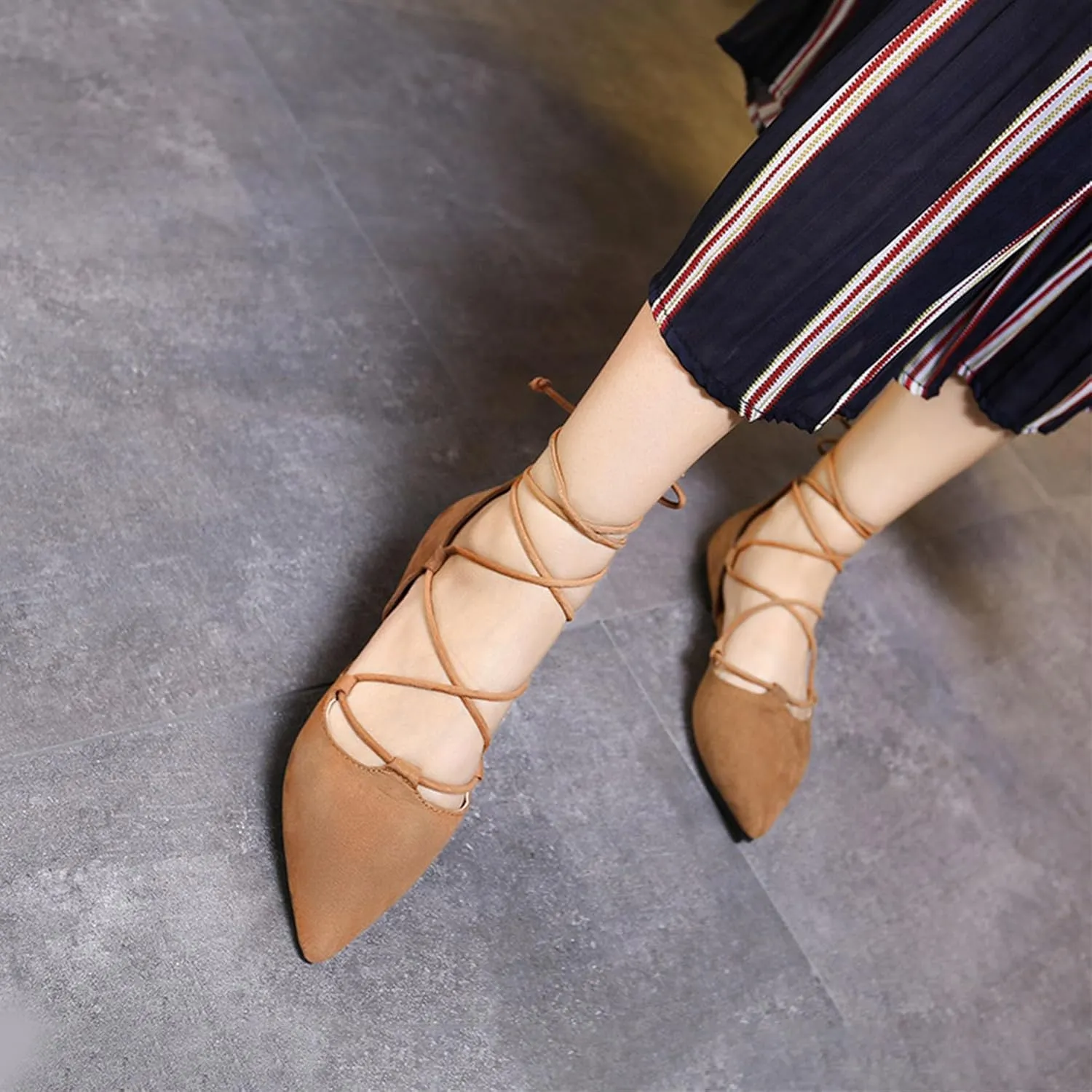 Women's Pointy Toe Ballet Flats Cross Strap Wrap Ballerina Shoes Faux Suede Lace Up Closed-Toe Flat Strappy Sandals