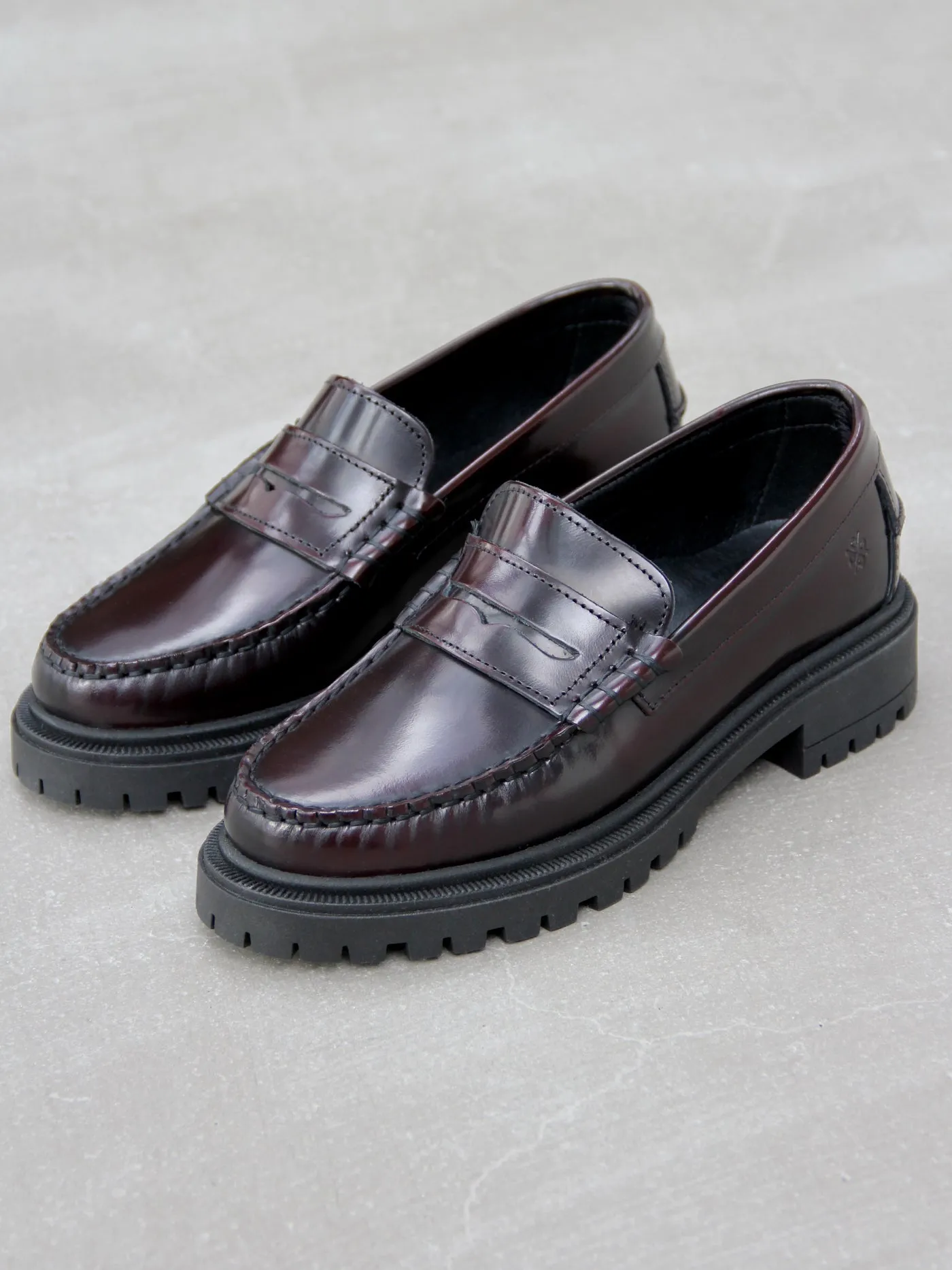 Women's style The Brigitte - Bordo polido