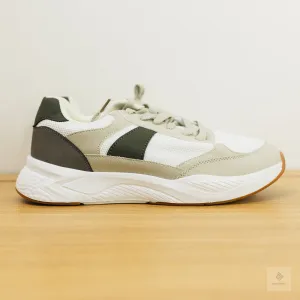 YD Stomp Sneaker