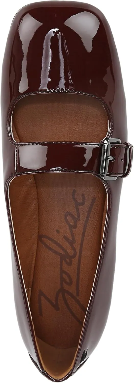 ZODIAC Women's Classic Loafer Flat